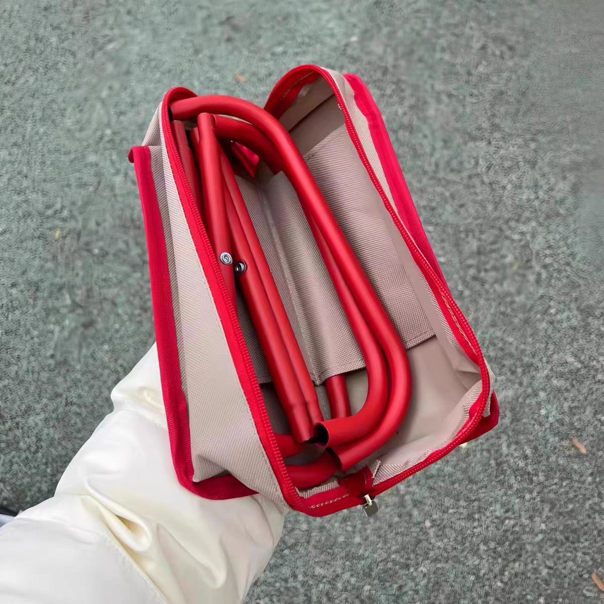 Tabouret trousse pliable